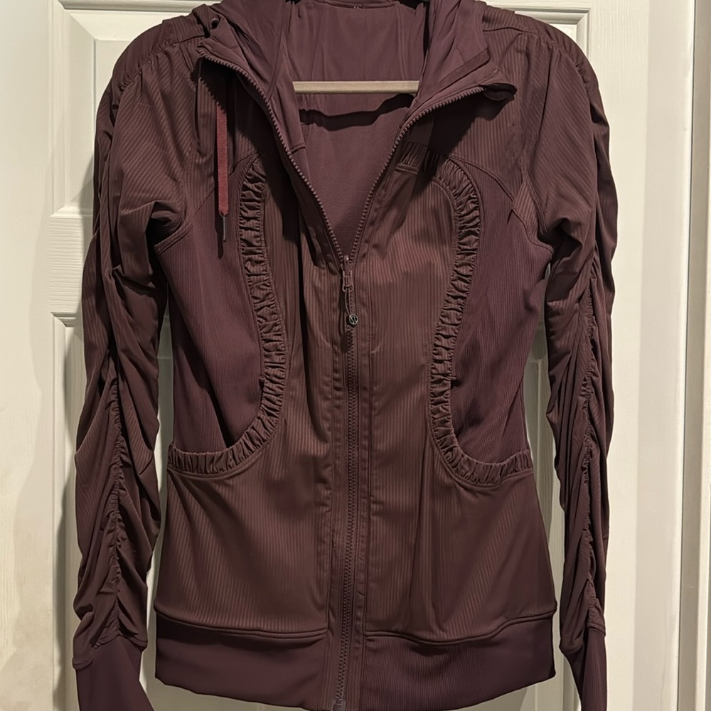 Lululemon dance studio jacket size 8